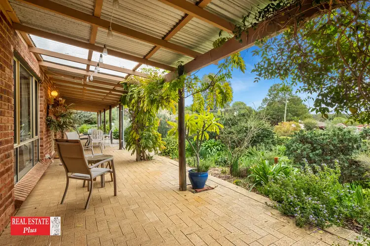 16 Meadow Lane, Parkerville WA 6081