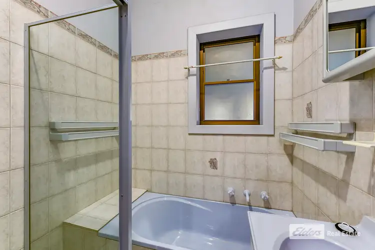 Fifth view of Homely house listing, 2 ARGYLE PLACE, Mount Gambier SA 5290
