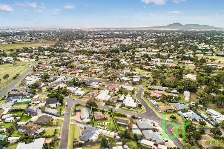 Second view of Homely house listing, 8 Swan Street, Lara VIC 3212