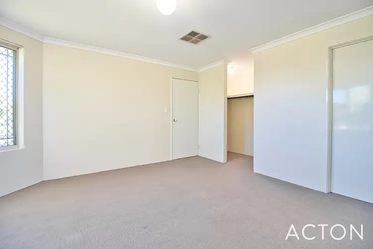 Fifth view of Homely house listing, 27 Jean Pierre Drive, Port Kennedy WA 6172