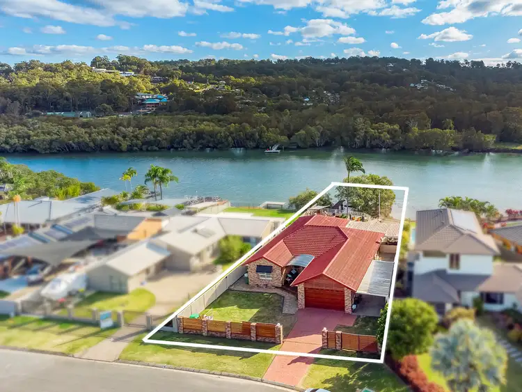 7 Chown Avenue, Currumbin Waters QLD 4223