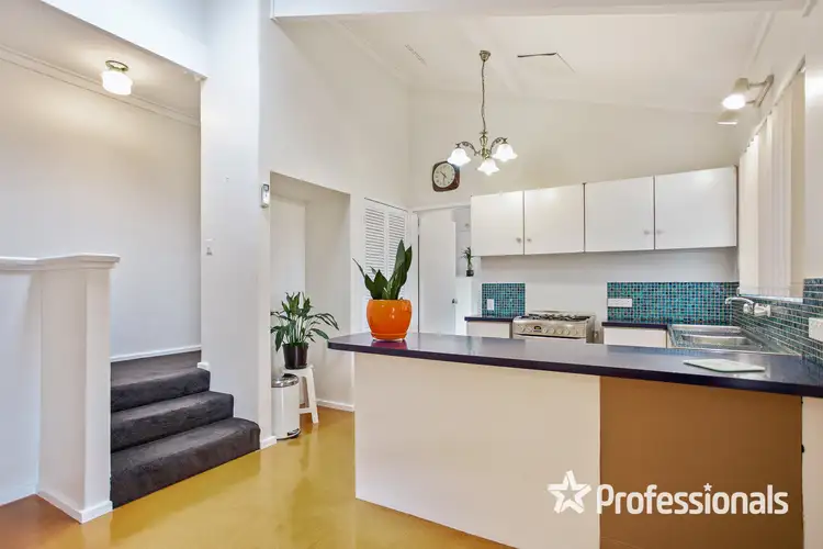 79 Merilee Terrace, Kelmscott WA 6111