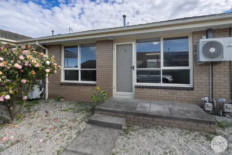 2/22 Marie Crescent, Wendouree VIC 3355
