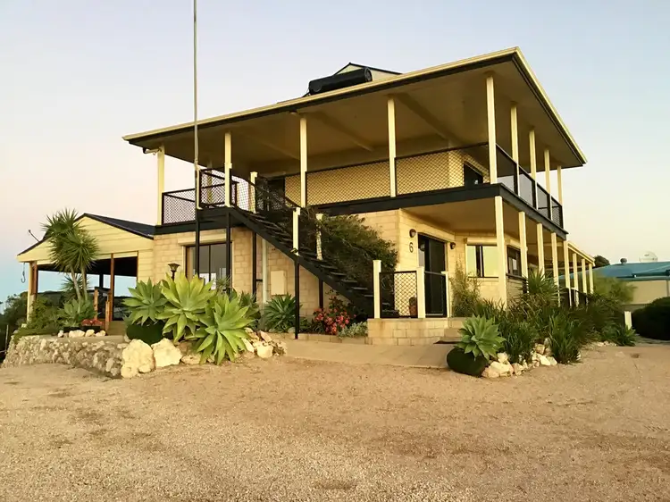 6 Beattie Court, Smoky Bay SA 5680