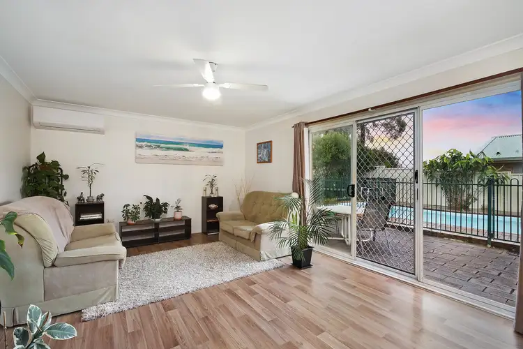 Second view of Homely house listing, 6 Skye Close, Bensville NSW 2251
