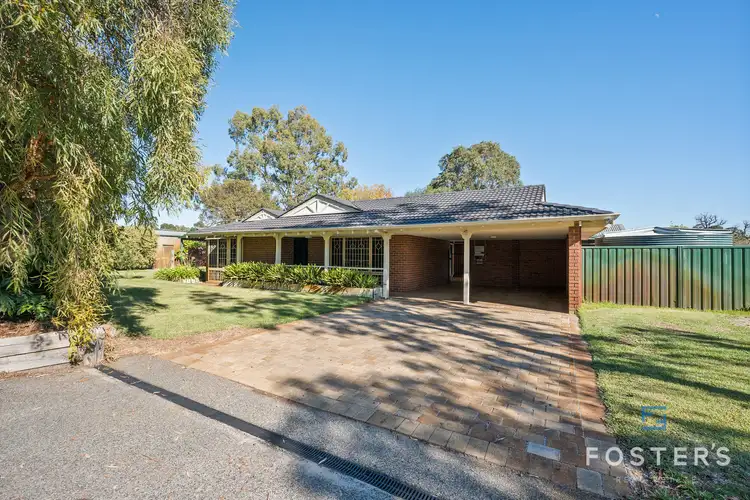 18 Britton Place, Wandi WA 6167