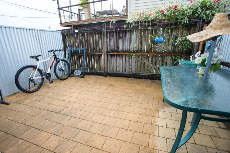 Sixth view of Homely unit listing, 1/331 Shakespeare Street, Mackay QLD 4740