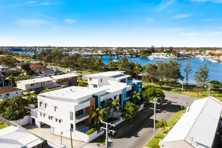 3/114 The Esplanade, Paradise Point QLD 4216