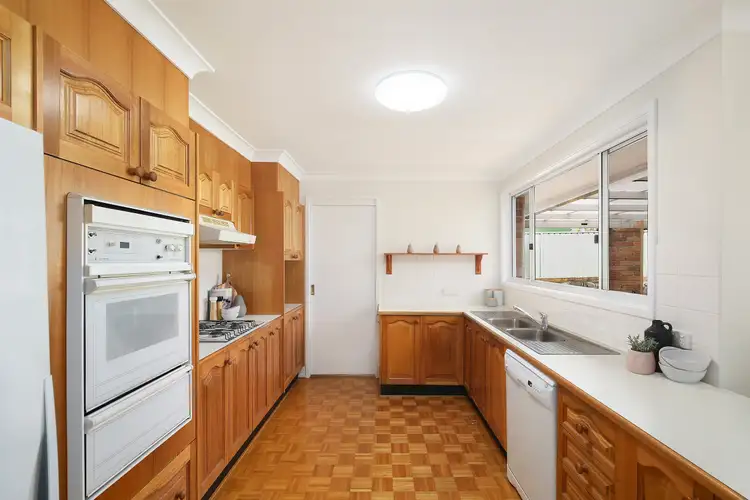Fourth view of Homely house listing, 8 Jeanette Close, Green Point NSW 2251