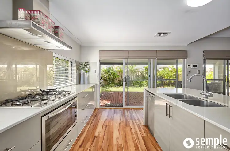 Sixth view of Homely house listing, 23 Prosperity Loop, Aubin Grove WA 6164