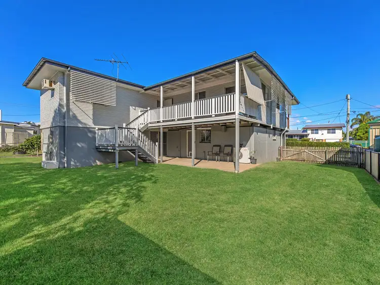 1 Mangonia Street, Raceview QLD 4305