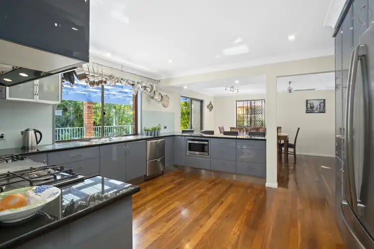 Second view of Homely house listing, 6 Monteclair Court, Mermaid Waters QLD 4218