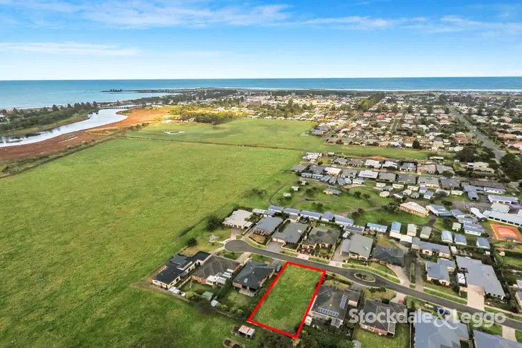 10 Norfolk Place, Port Fairy VIC 3284