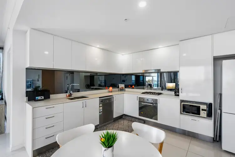 Fifth view of Homely unit listing, 2305/5 Harbourside Court, Biggera Waters QLD 4216