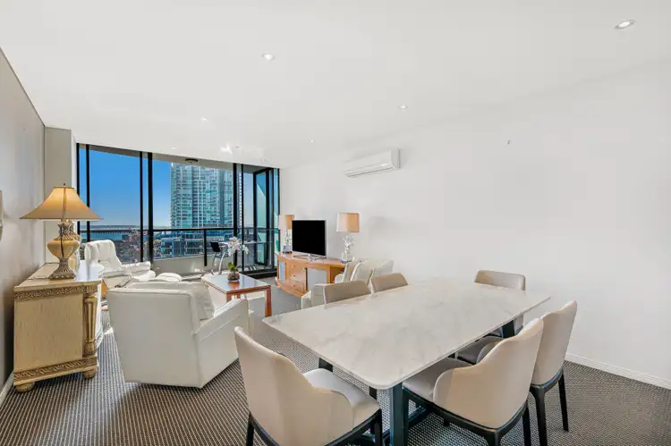 1710/2 Aqua Street, Southport QLD 4215