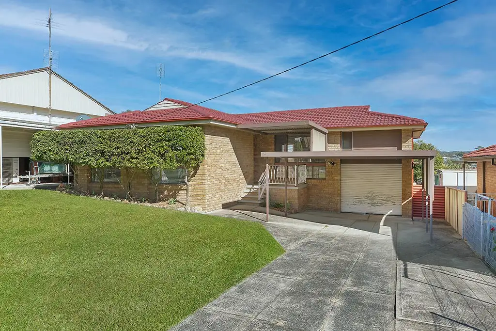 Main view of Homely house listing, 16 Carlisle Row, Fishing Point NSW 2283