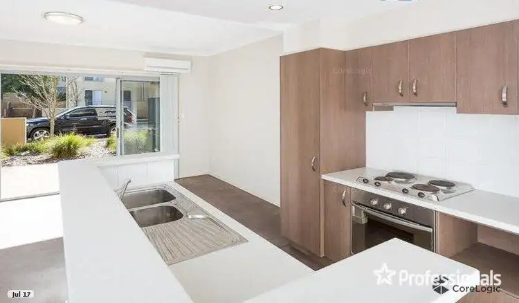 8/6 Ibera Way, Success WA 6164
