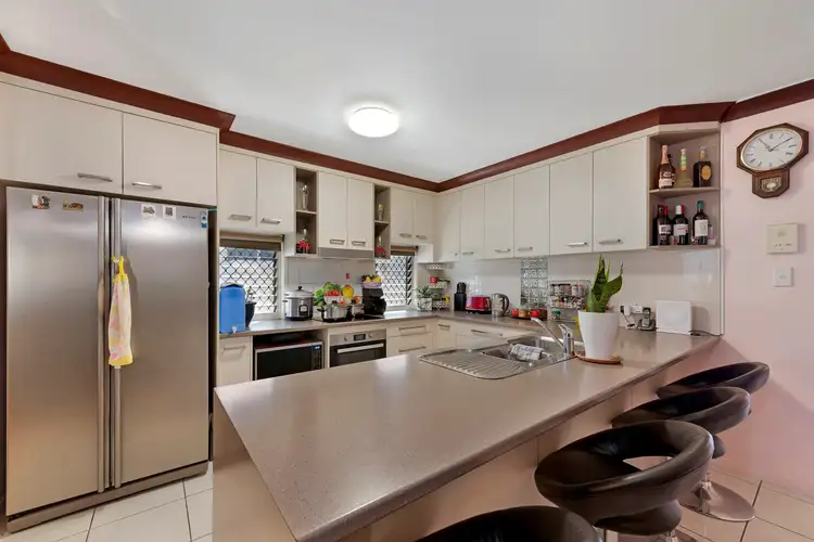 Fifth view of Homely unit listing, 1/29 Avenell Street, Avenell Heights QLD 4670