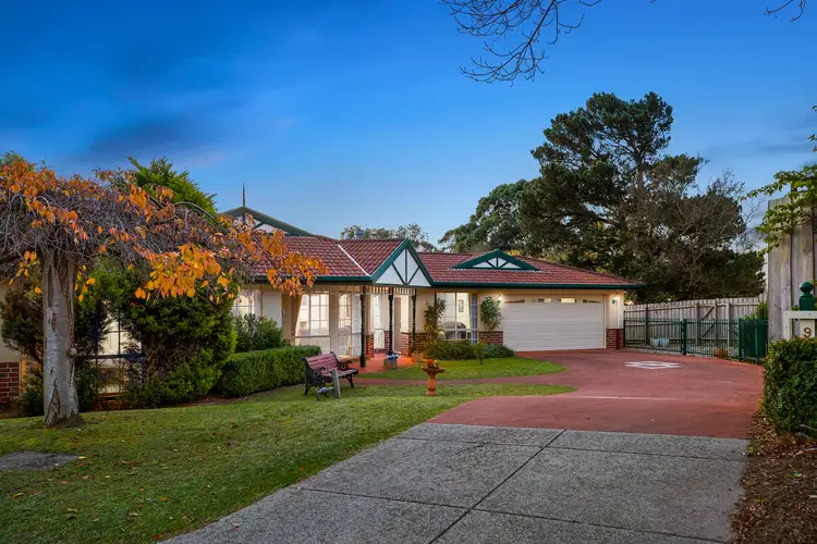 9 Crest Court, The Basin VIC 3154