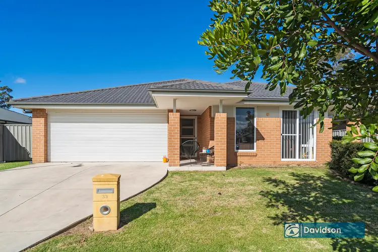 33 & 33A Jubilee Cct, Rosemeadow NSW 2560