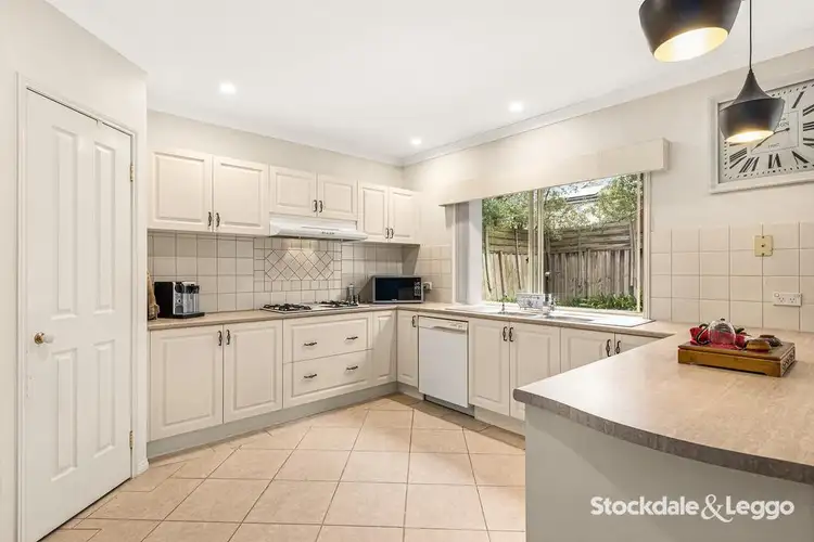 Sixth view of Homely house listing, 8 View Park Circuit, Narre Warren South VIC 3805