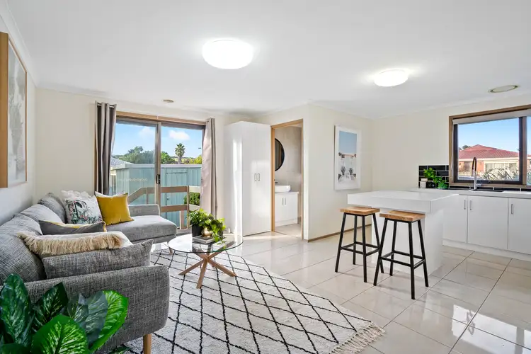 Fifth view of Homely house listing, 1 Axedale Crescent, Endeavour Hills VIC 3802