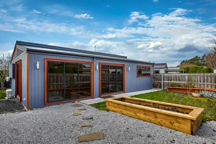1/8 Banksia Grove