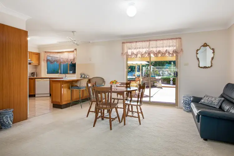 Sixth view of Homely house listing, 2 Brampton Close, Ashtonfield NSW 2323