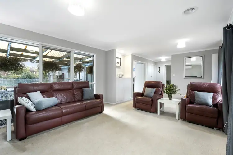 Second view of Homely house listing, 3 Moran Court, Vermont South VIC 3133