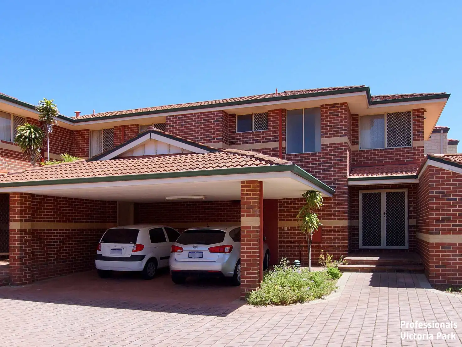 Main view of Homely townhouse listing, 4/15-17 Earl Street, Bentley WA 6102