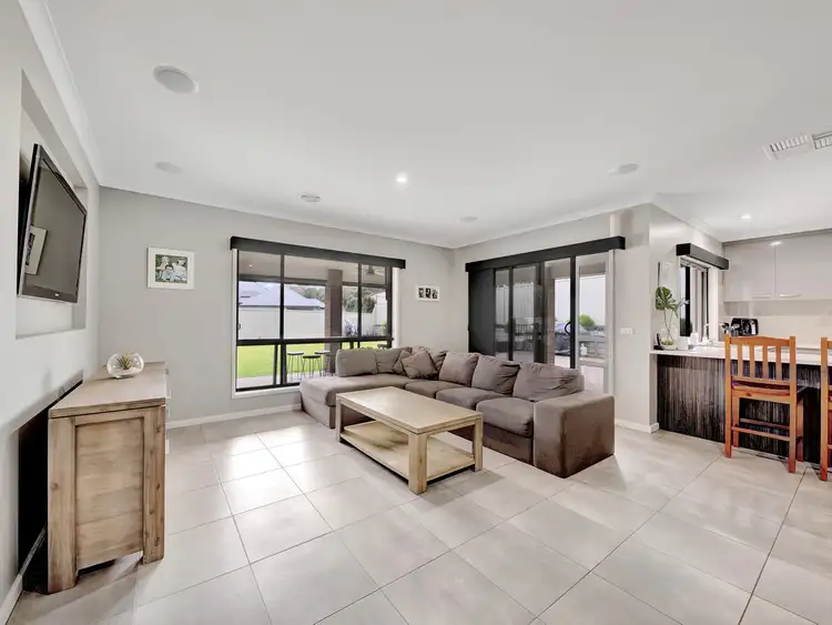 Sixth view of Homely house listing, 7 Kite Place, Leneva VIC 3691