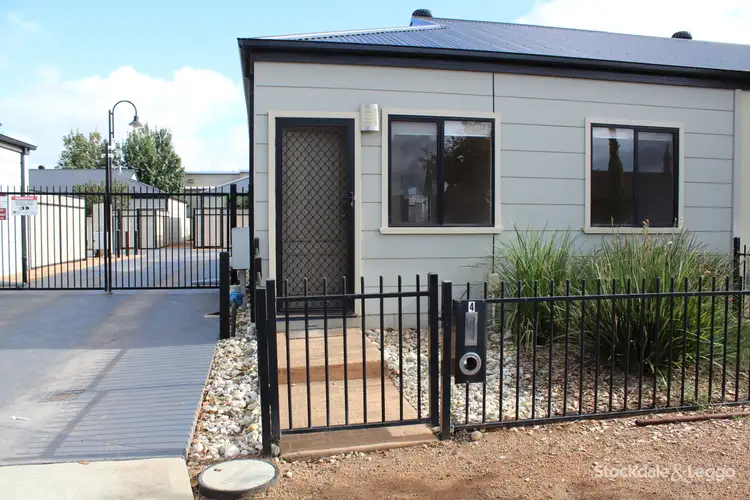 4/2-6 Kelly Street, Werribee VIC 3030