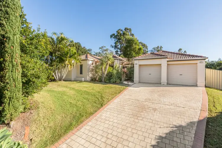 5 Cambridge Crescent, Forest Lake QLD 4078