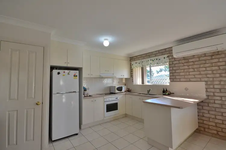 Sixth view of Homely villa listing, 2/10 Locke Street, Warwick QLD 4370