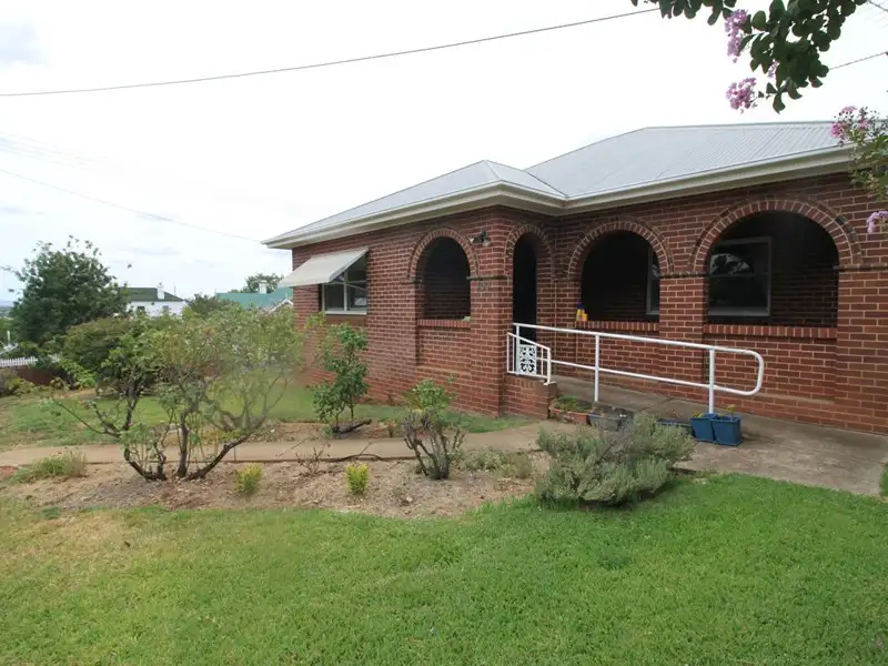 Main view of Homely house listing, 100 Fitzroy Street, Tamworth NSW 2340