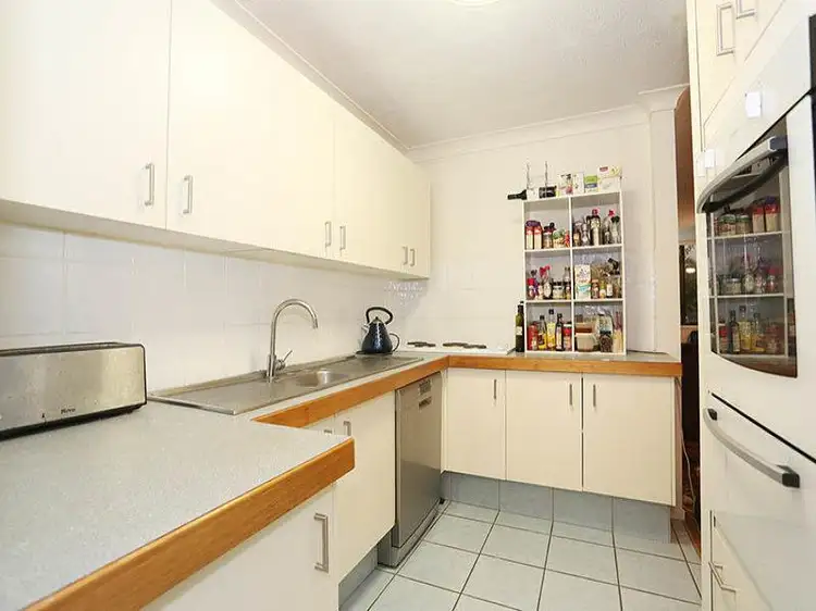 Fourth view of Homely apartment listing, 2/150 Surf Parade, Broadbeach QLD 4218