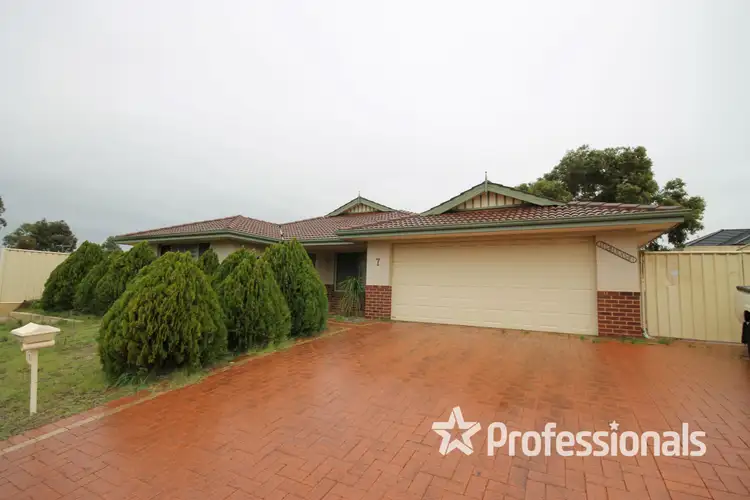 7 Parakeet Outlook, Australind WA 6233