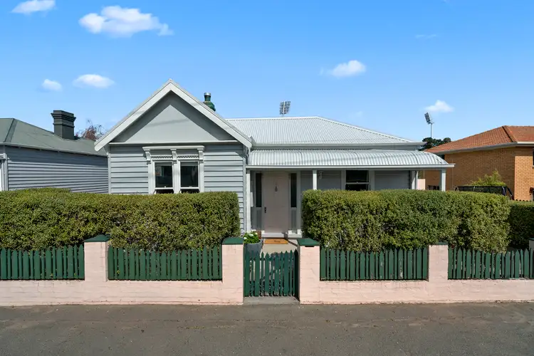 37 Clarence Street, Bellerive TAS 7018
