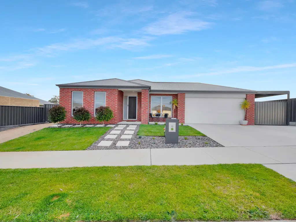 Main view of Homely house listing, 15 Hampshire Boulevard, Leneva VIC 3691