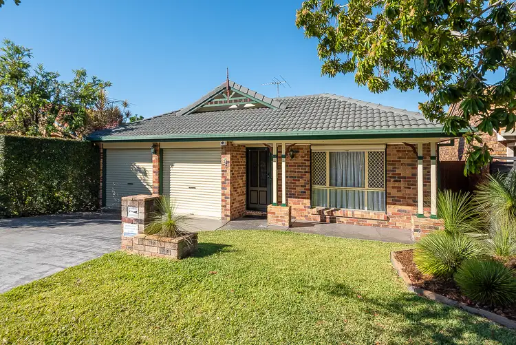 33 Augusta Crescent, Forest Lake QLD 4078