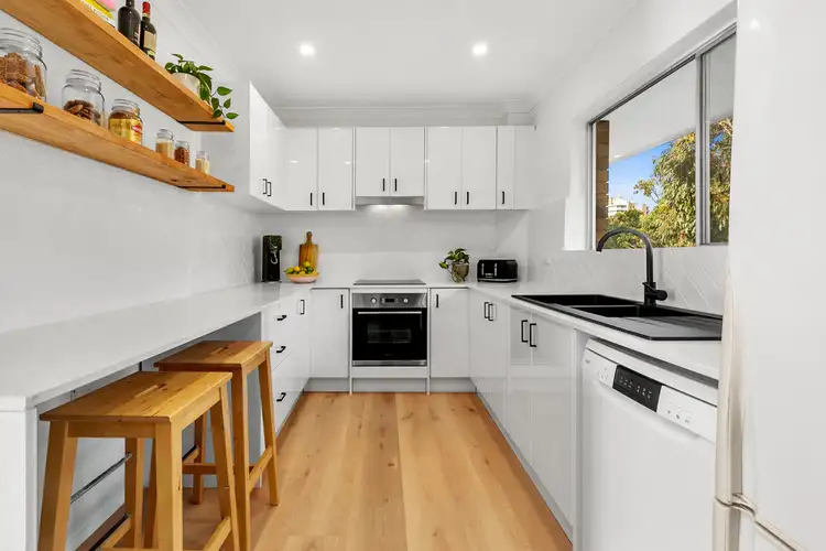 Fifth view of Homely apartment listing, 18/10-12 Stuart Street, Collaroy NSW 2097