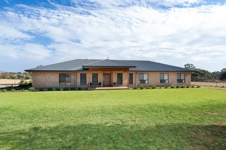 76 Wallace Street,, Coolamon NSW 2701