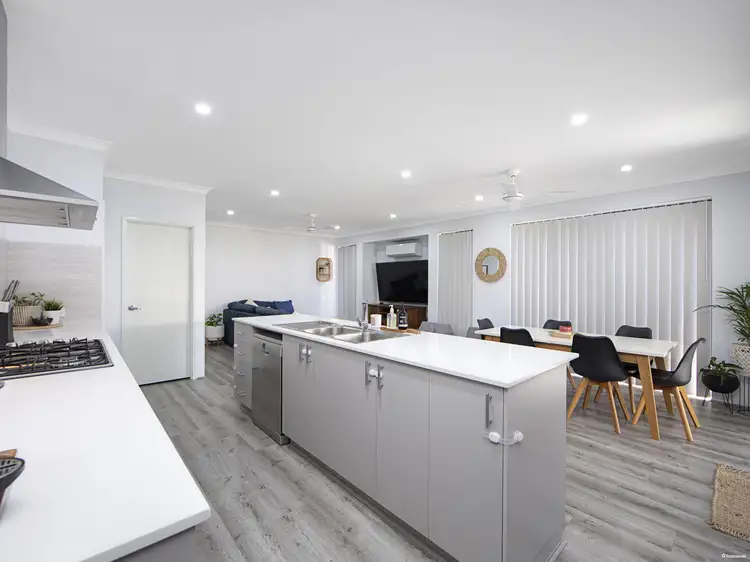 Second view of Homely house listing, 40 Claystone Loop, Piara Waters WA 6112