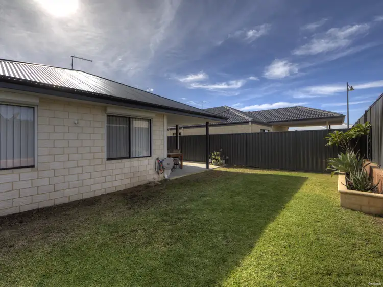 Sixth view of Homely house listing, 40 Claystone Loop, Piara Waters WA 6112