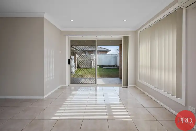 Sixth view of Homely villa listing, 1/9 Windermere Road, Lochinvar NSW 2321