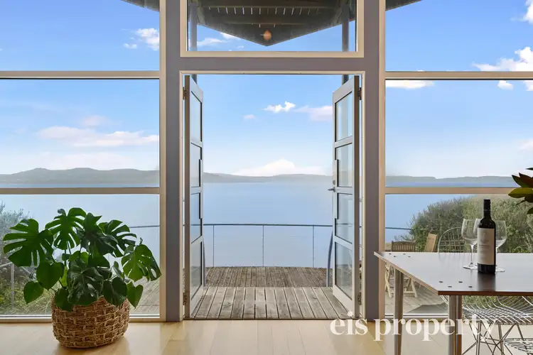 836a Sandy Bay Road
