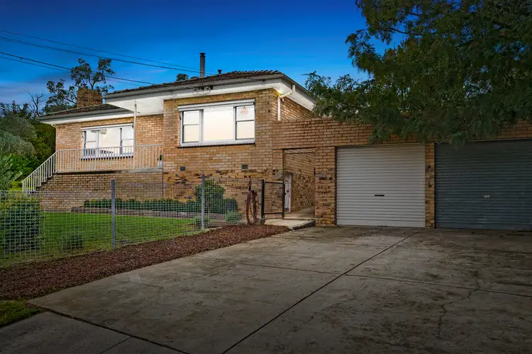 1 Dorian Avenue, Ferntree Gully VIC 3156