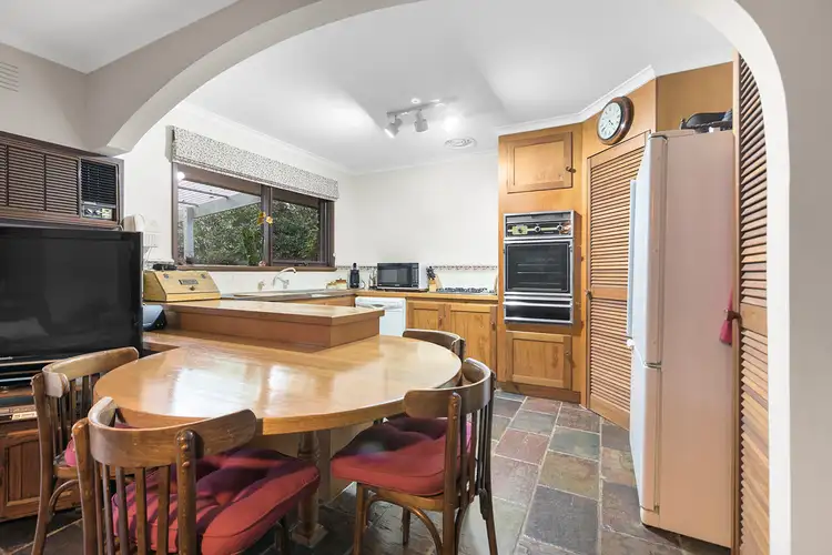 Third view of Homely house listing, 5 Coventry Court, Frankston VIC 3199
