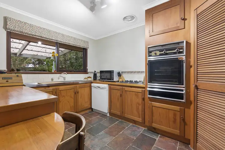 Fourth view of Homely house listing, 5 Coventry Court, Frankston VIC 3199