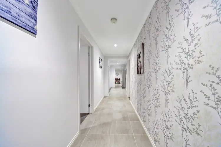 Second view of Homely house listing, 21 Bulga Wattle Circuit, Lyndhurst VIC 3975